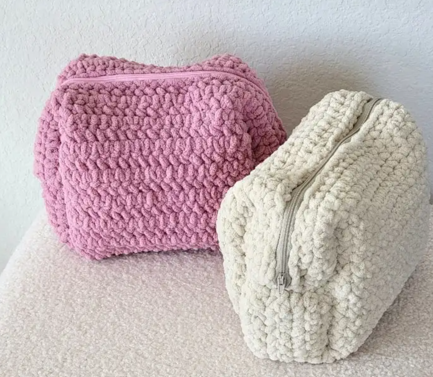 Crochet Makeup Bag